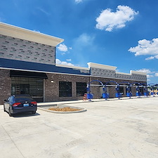 Elizabethtown-Kentucky-Clean-Waves-Car-Wash-Traditional-Style-Sunbrella-Fabric-Awnings 2